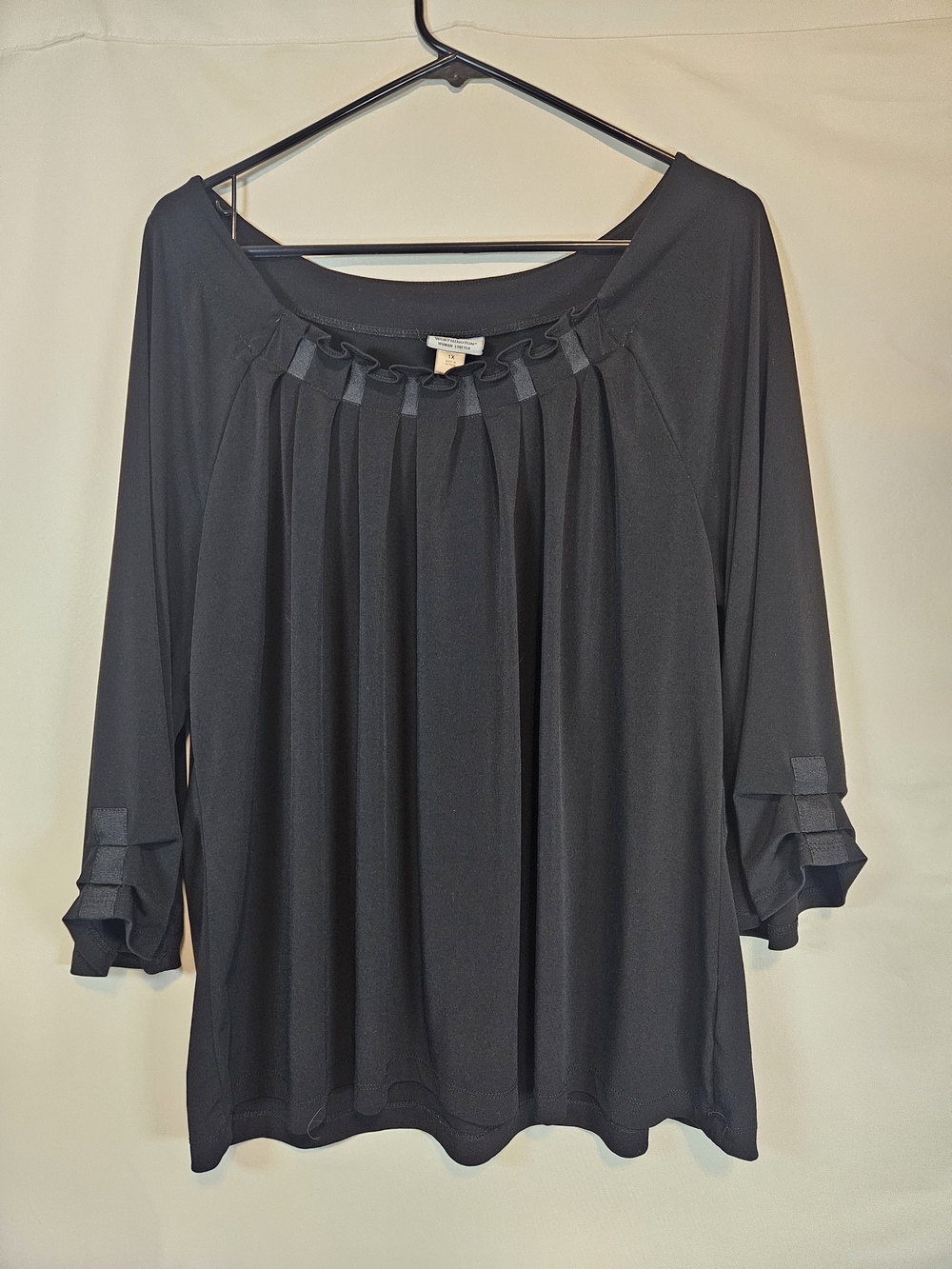 Worthington Black Pleated Scoop-Neck 3/4 Sleeve Blouse